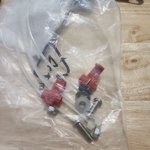 Peak Wireless PKCORA Back-Up Camera System 2.4" Color LCD Monitor Kit - Picture 8 of 11